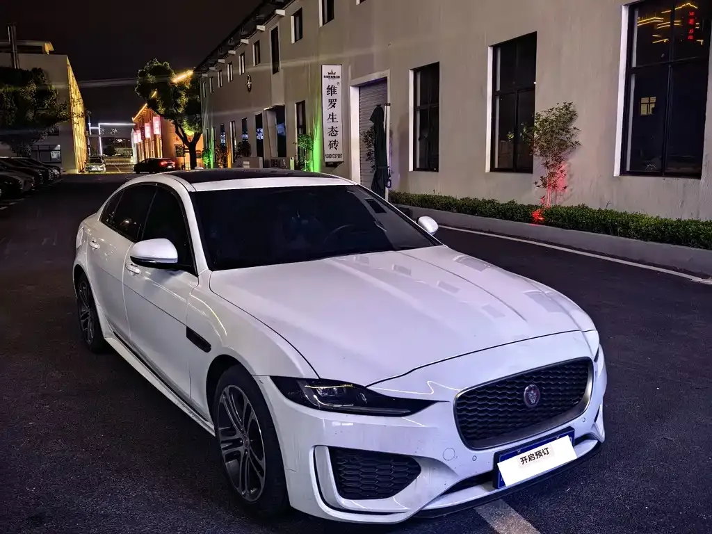 Jaguar XEL — фото 10