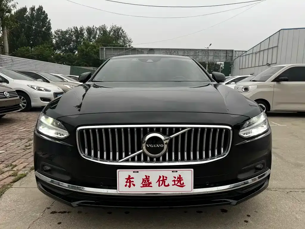 Volvo S90 — фото 3