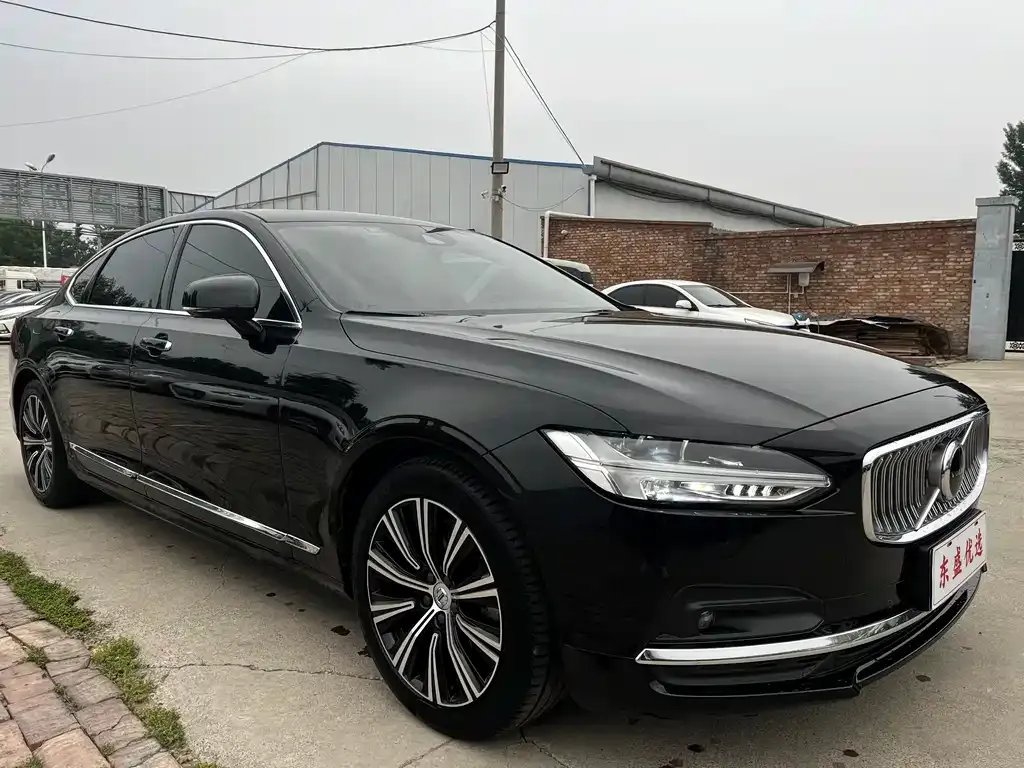 Volvo S90 — фото 8