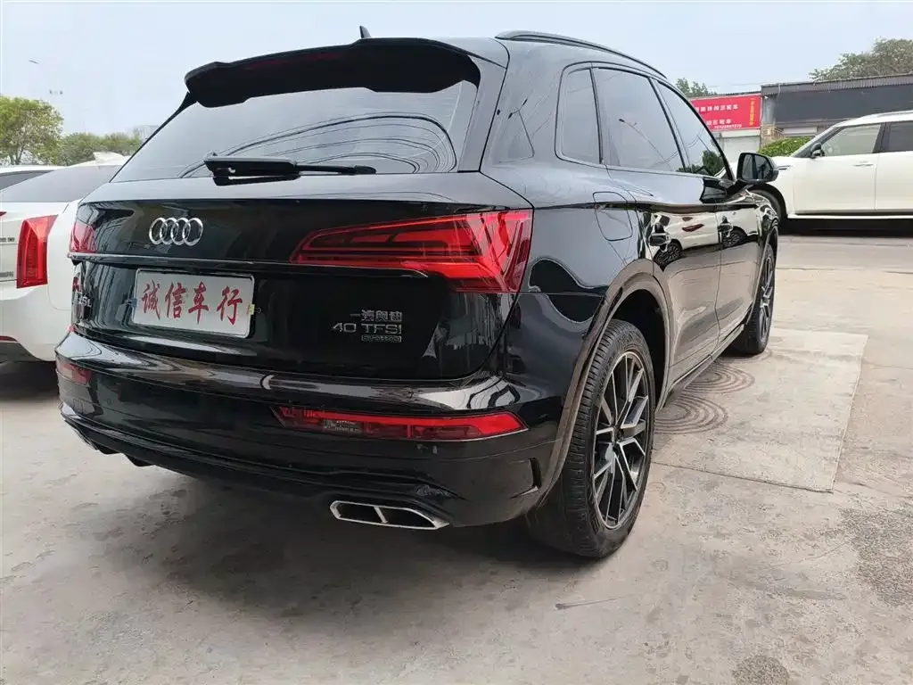 Audi Q5L — фото 4