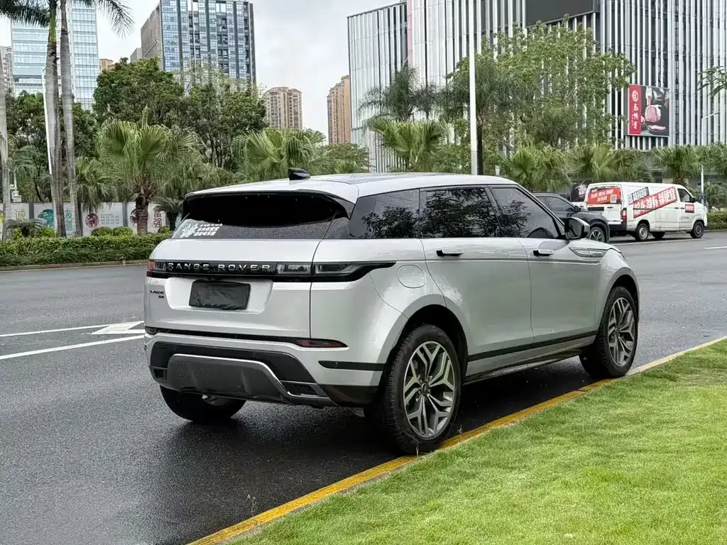 Land Rover Evoque — фото 10