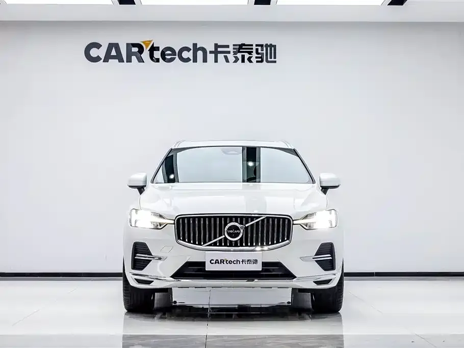 Volvo XC60 — фото 4