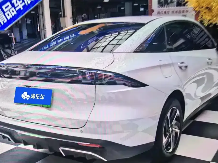 Geely Galaxy L6 2026 из CN, фото 6