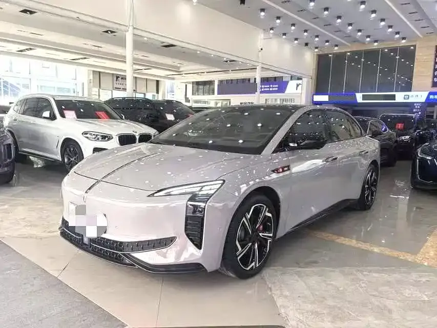 Hongqi EH7 2024 из CN, фото 5