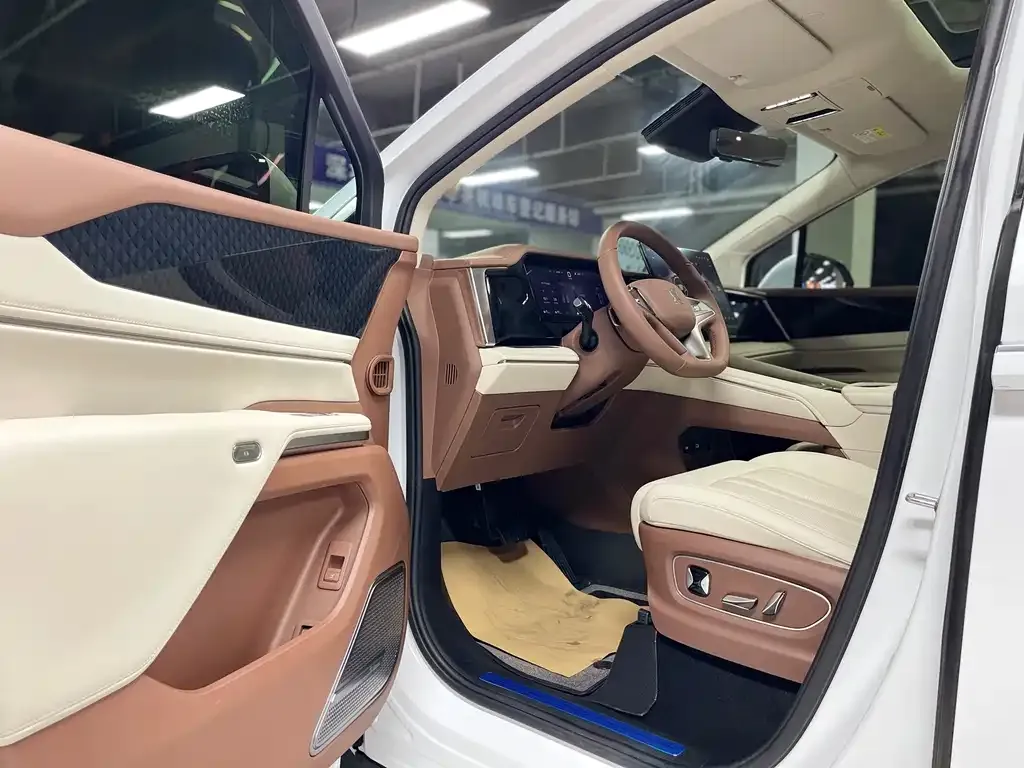 BYD Xia 2025 из CN, фото 4