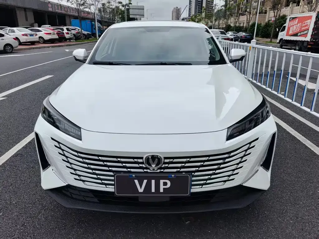 Changan Eado 2024 из CN, фото 5