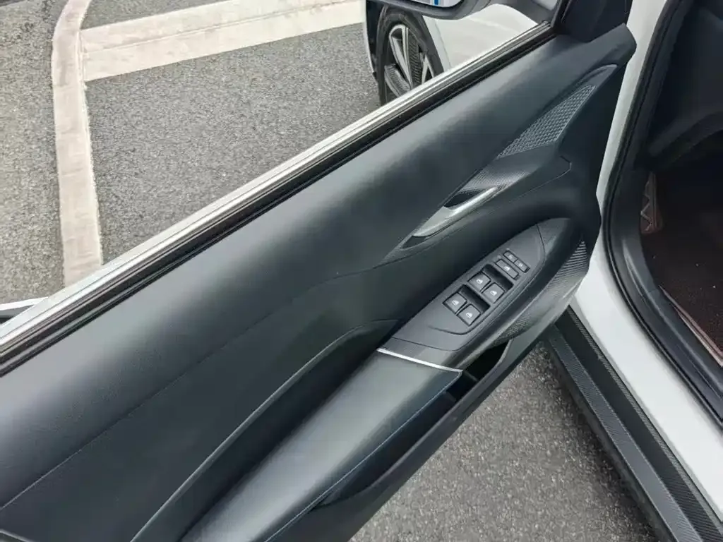 Changan Eado 2024 из CN, фото 8