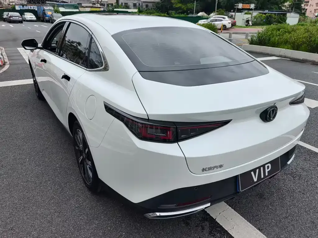 Changan Eado 2024 из CN, фото 9