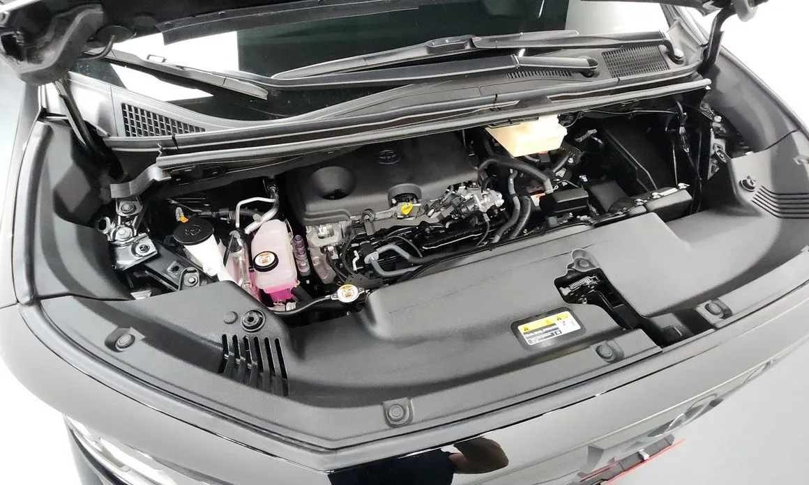 Toyota Alphard — фото 6