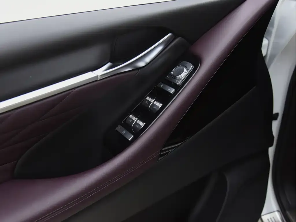 GAC Motor Trumpchi M8 — фото 4