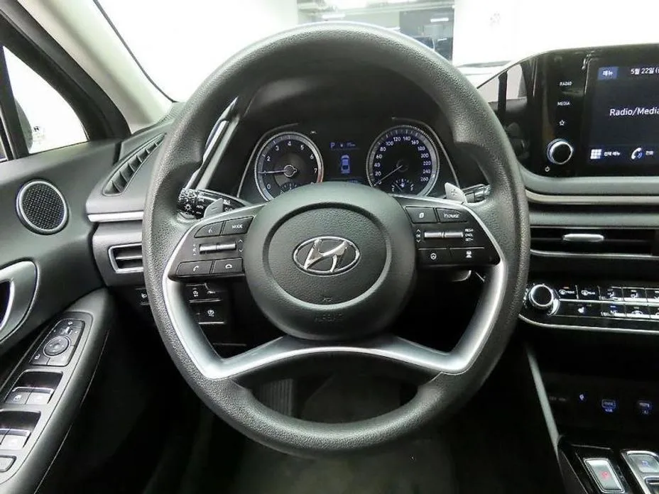 Hyundai Sonata 2021 из KR, фото 4