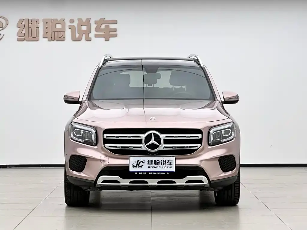 Mercedes-Benz GLB — фото 2