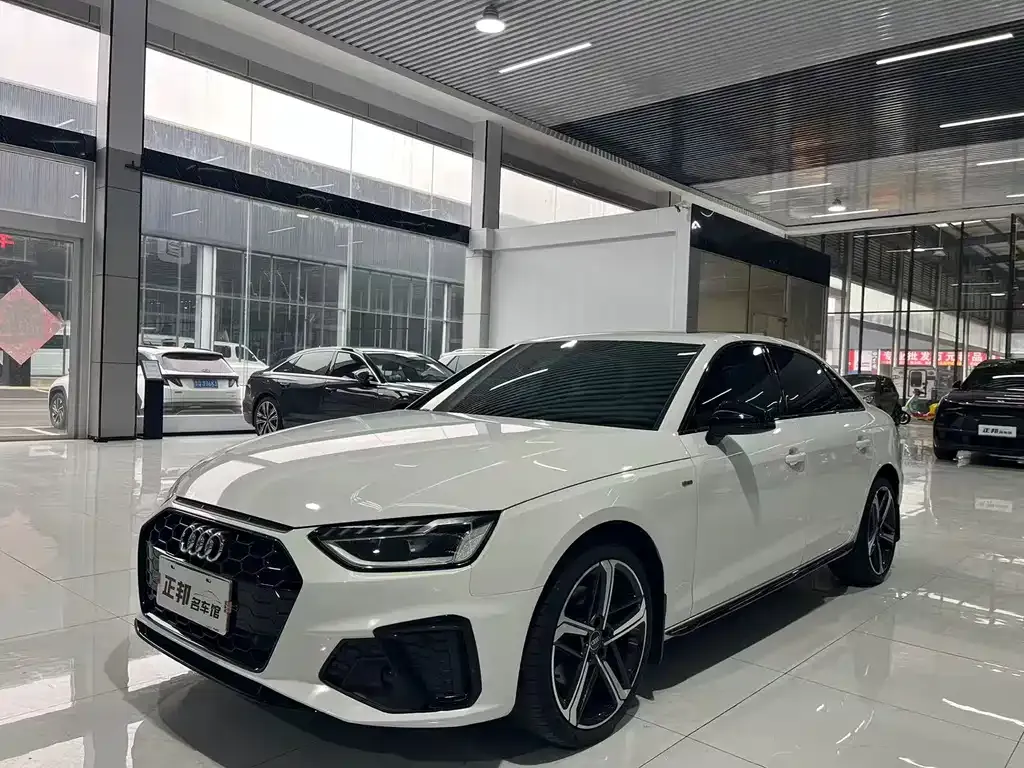 Audi A4L — фото 2