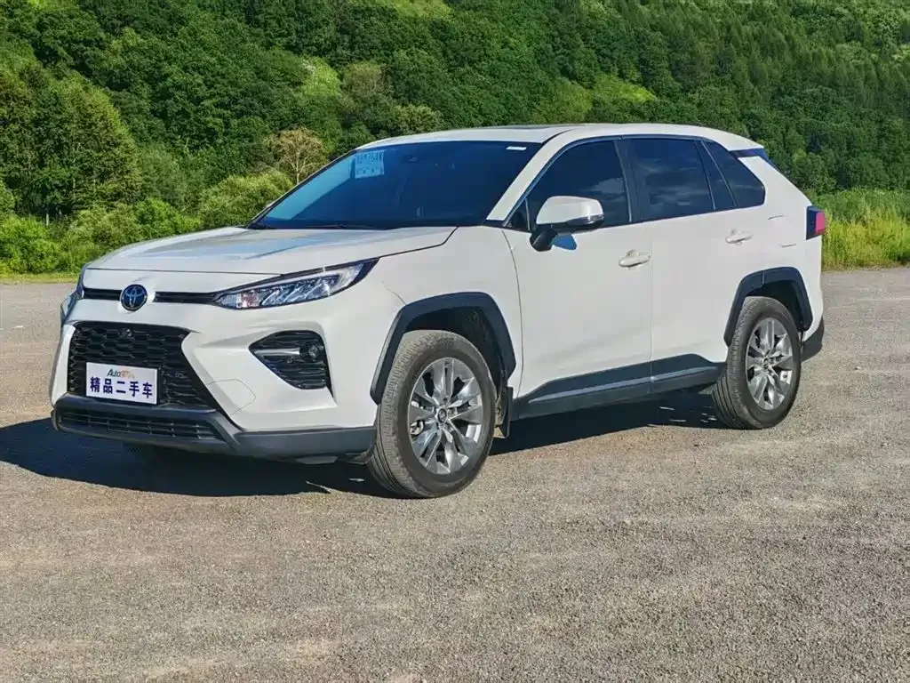 Toyota Wildlander — фото 1