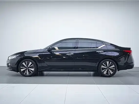 Nissan Teana — фото 2