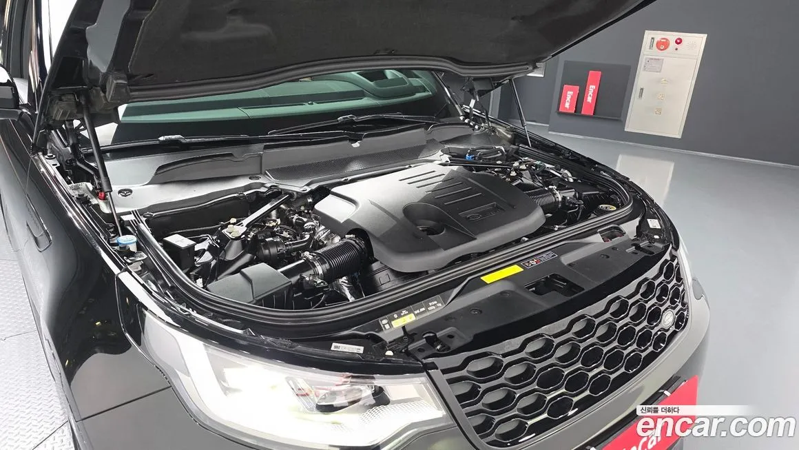 Land Rover Discovery 2024 из KR, фото 10