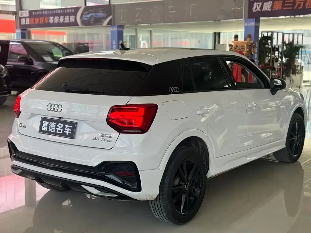 Audi Q2L 2022 из CN, фото 9