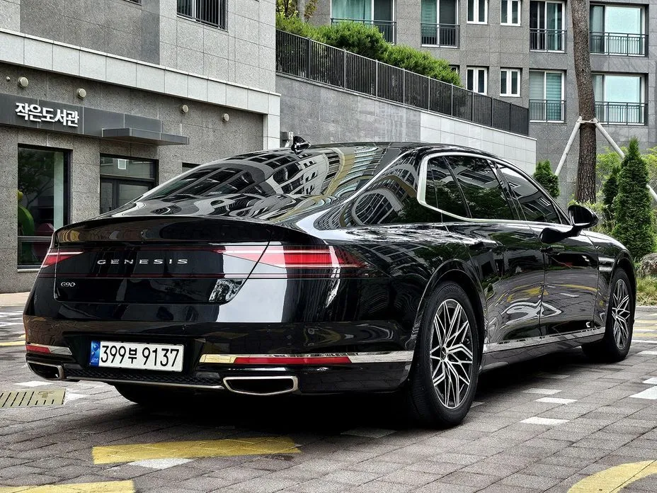 Genesis G90 — фото 4