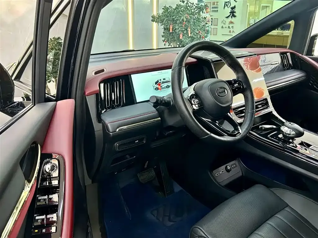 GAC Motor Trumpchi M8 — фото 10