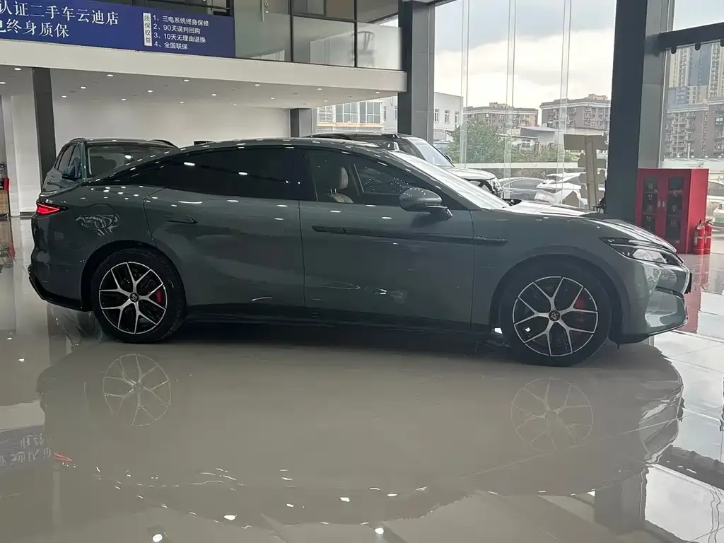BYD Han L 2025 из CN, фото 2