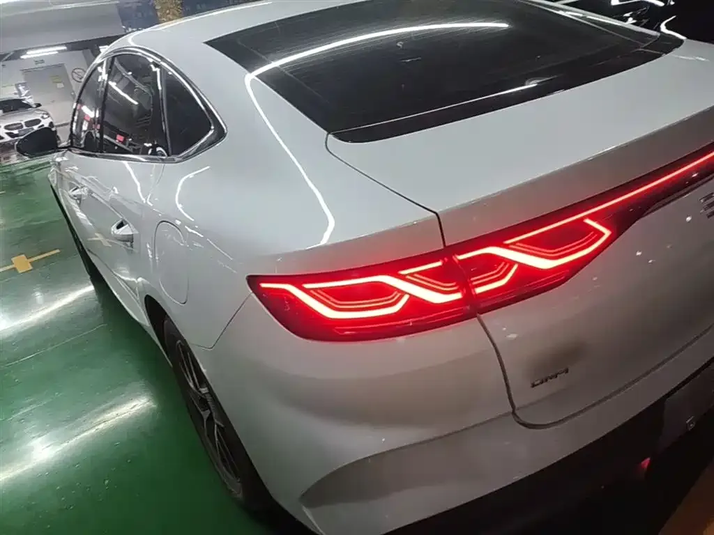 BYD Qin L — фото 6