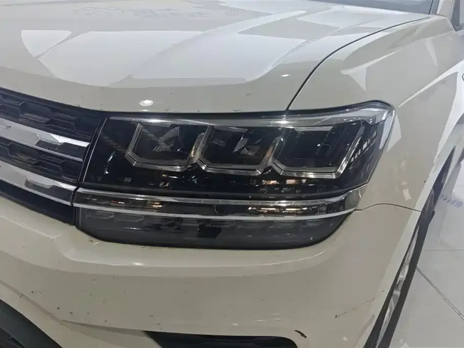 Volkswagen Tharu — фото 4