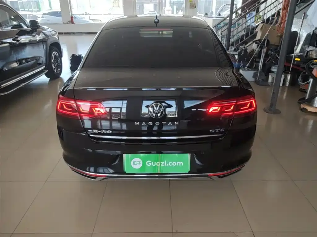Volkswagen Magotan GTE PHEV 2022 из CN, фото 7