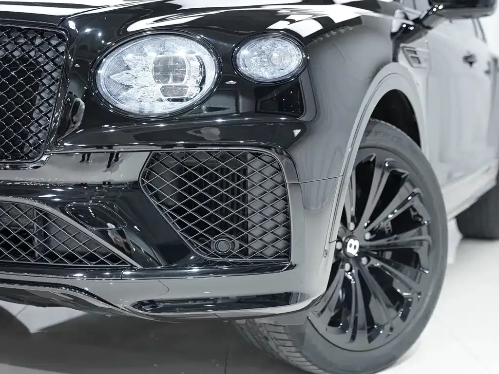 Bentley Bentayga — фото 8