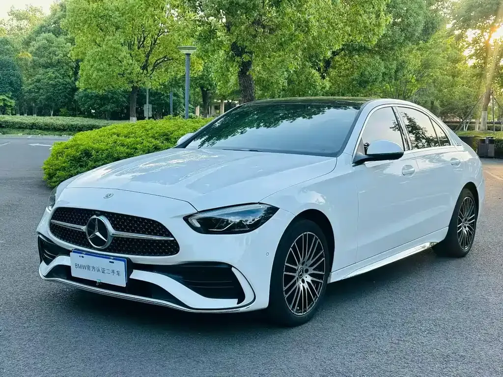Mercedes-Benz C-Class — фото 1