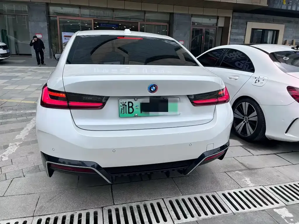 BMW i3 2023 из CN, фото 9