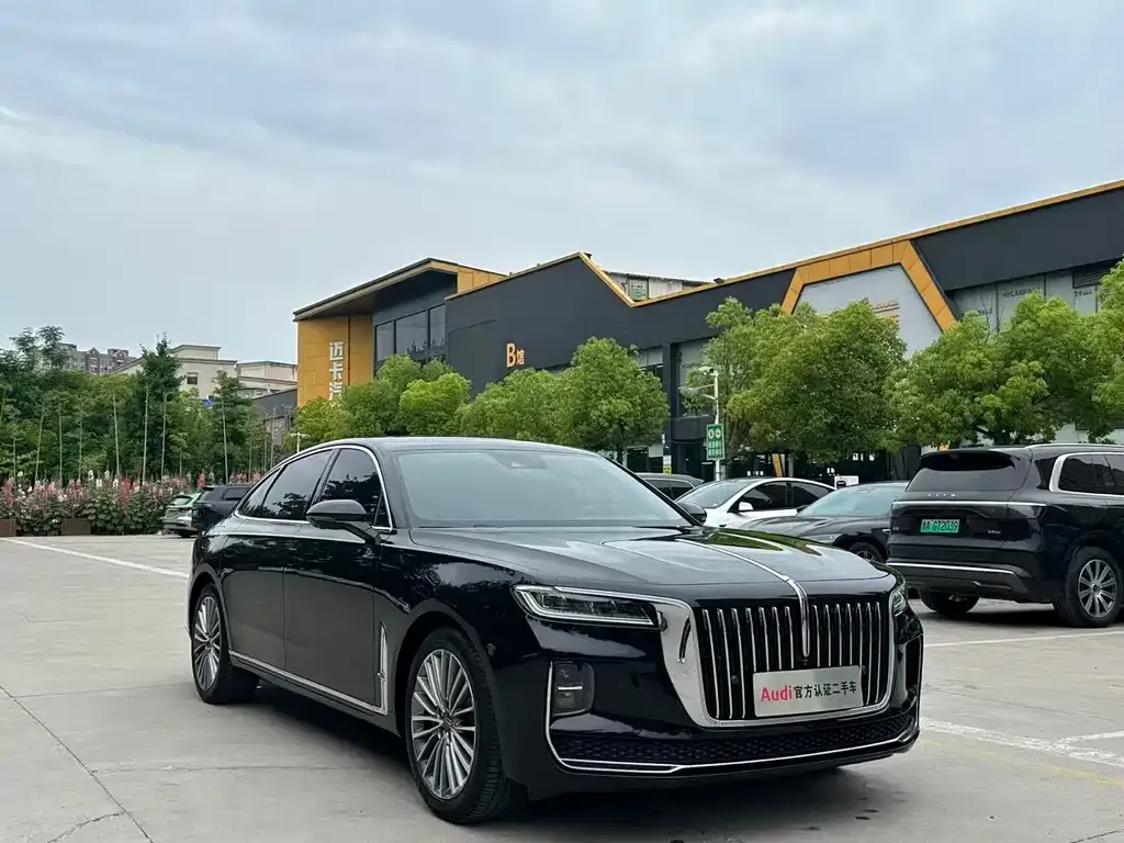 Hongqi H9 — фото 2