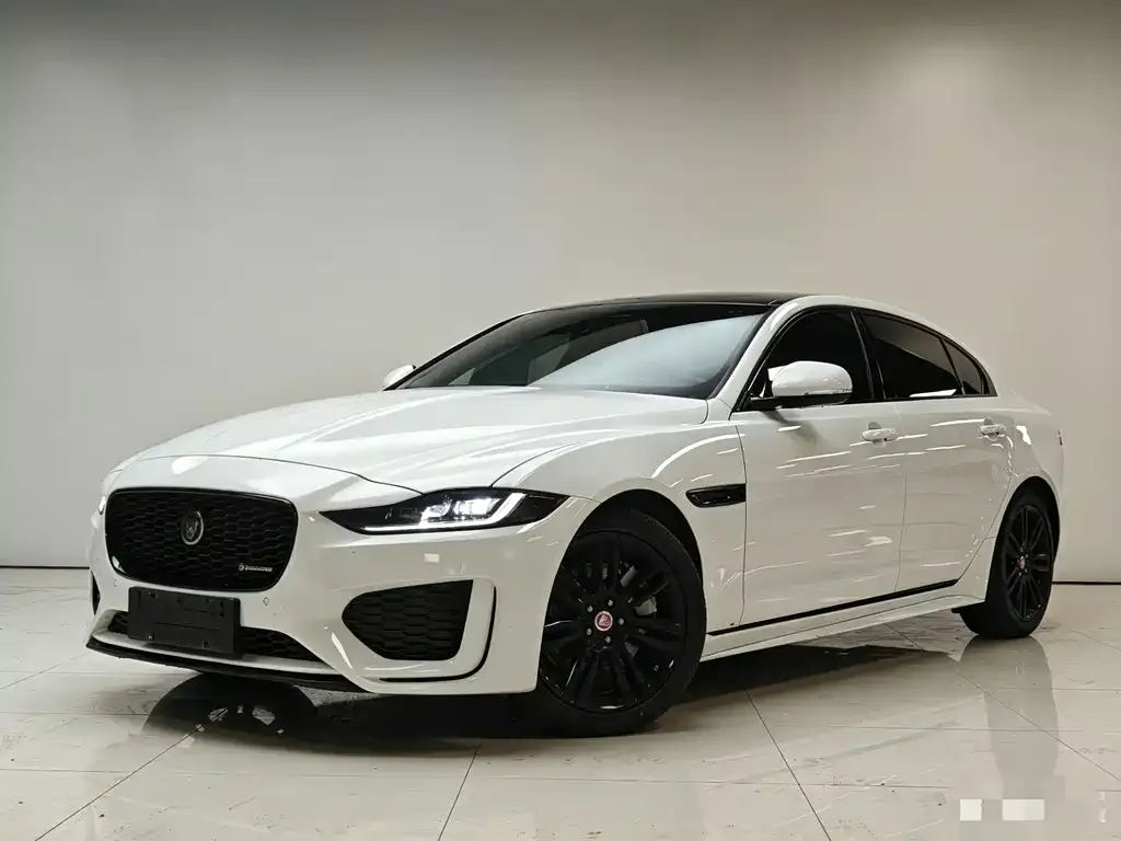 Jaguar XEL — фото 1