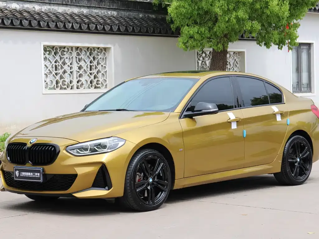 BMW 1 Series — фото 1