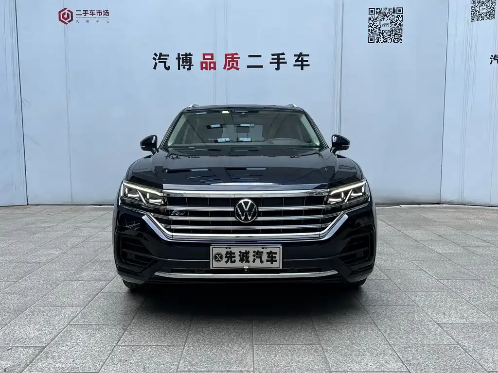 Volkswagen Touareg — фото 3