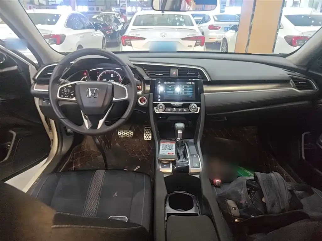 Honda Civic — фото 8