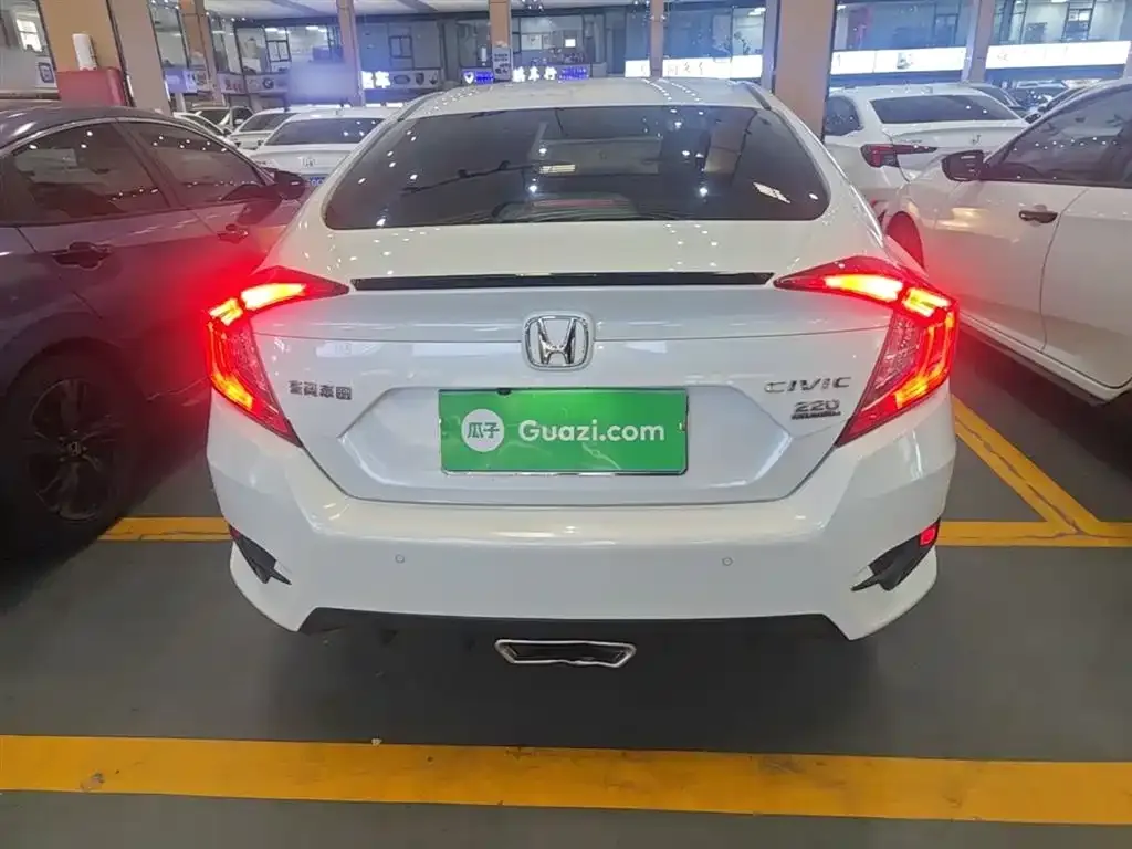 Honda Civic — фото 2