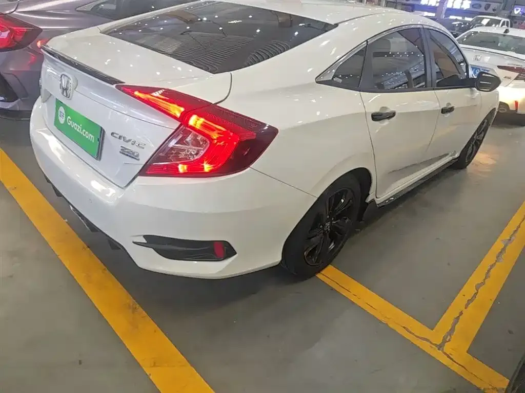 Honda Civic — фото 6