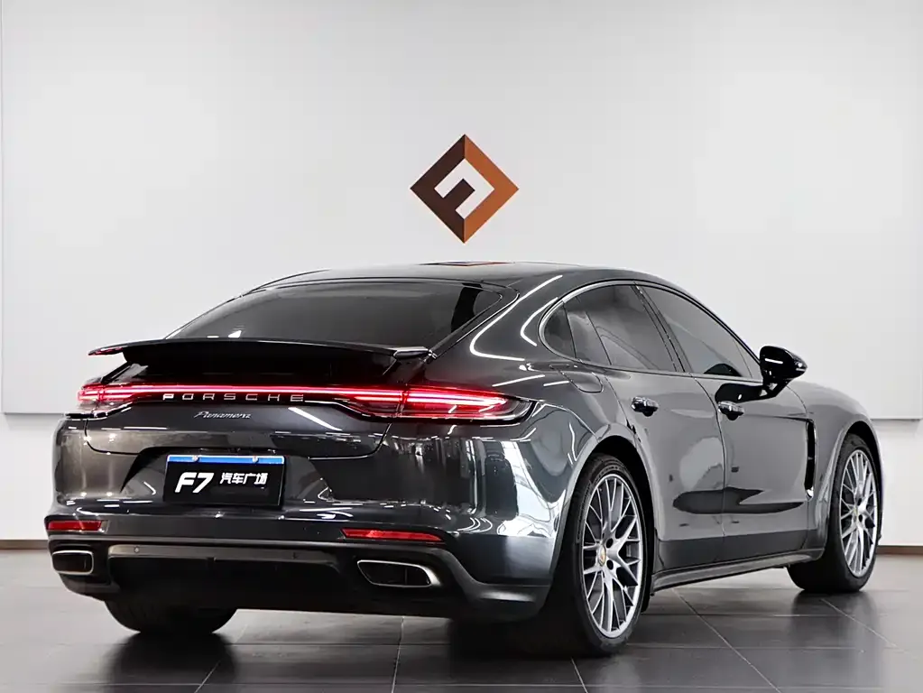 Porsche Panamera — фото 7