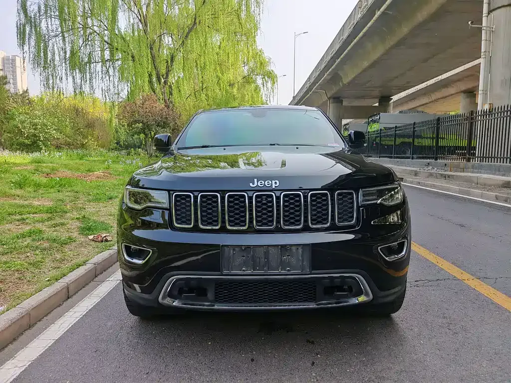 Jeep Grand Cherokee (Import) 2021 из CN, фото 7