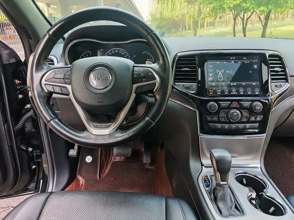 Jeep Grand Cherokee (Import) 2021 из CN, фото 4