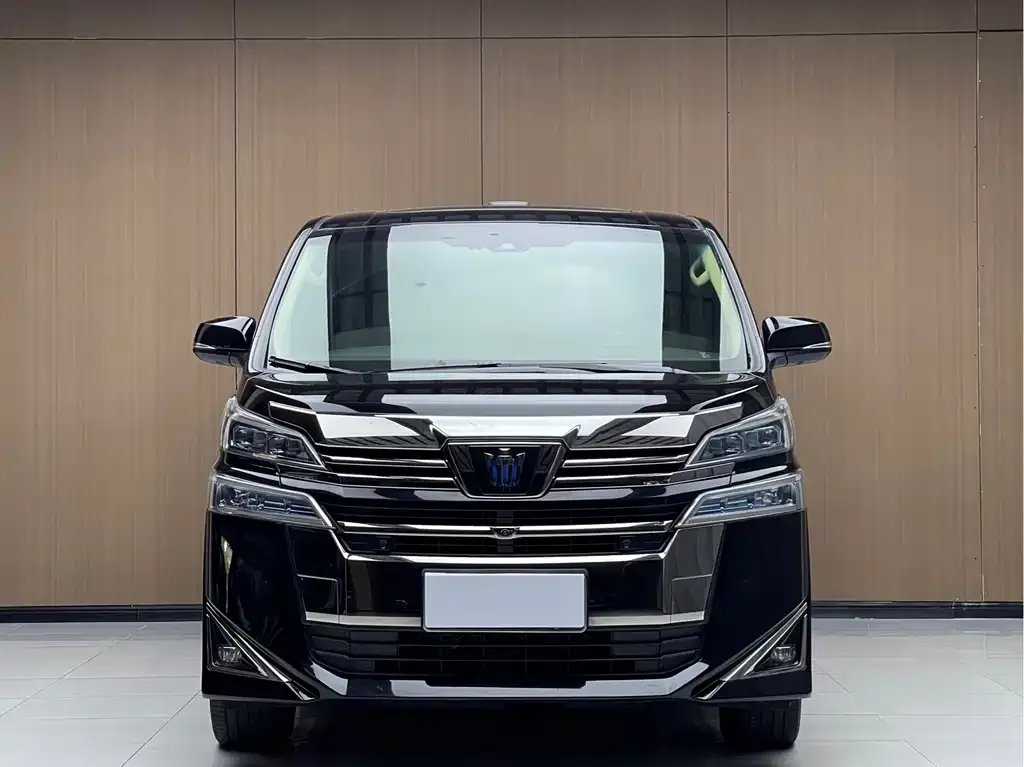 Toyota Vellfire — фото 3