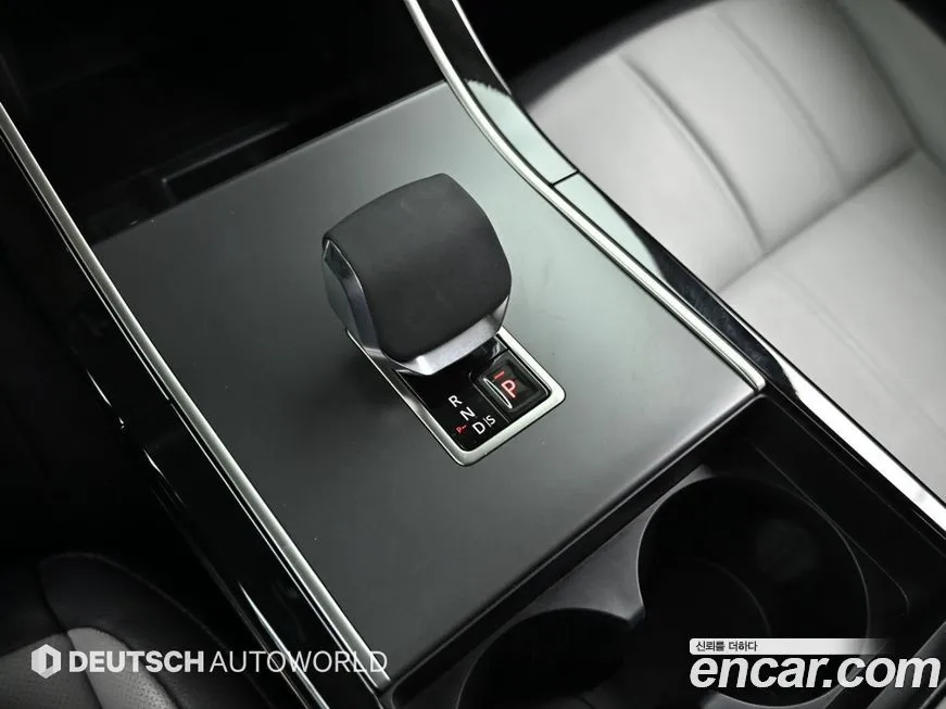 Land Rover Range Rover Evoque 2025 из KR, фото 9