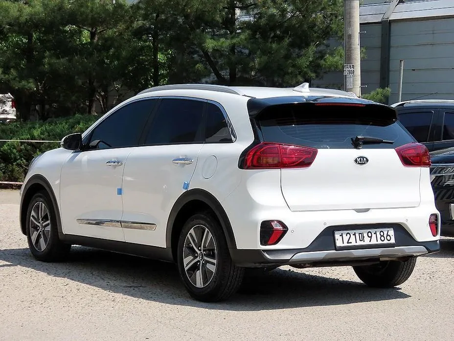 Kia Niro — фото 8