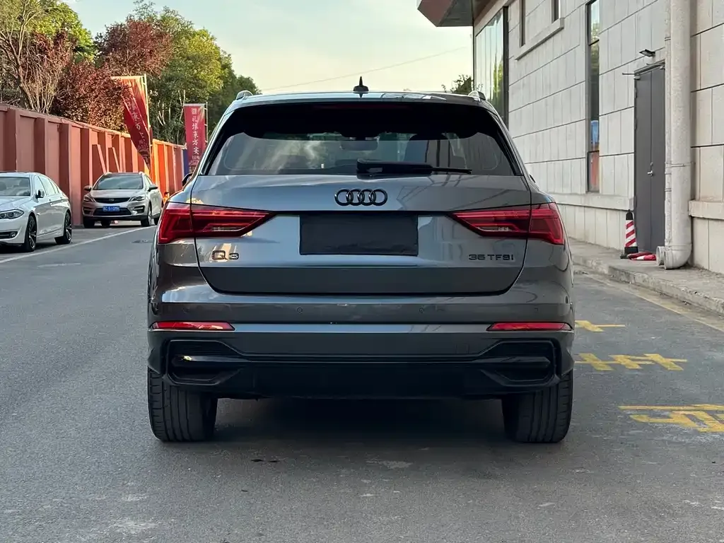 Audi Q3 — фото 5