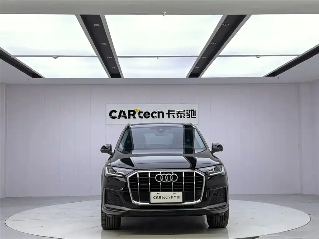 Audi Q7 — фото 7