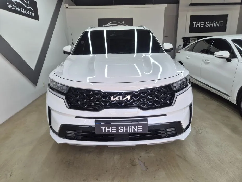 Kia Sorento — фото 9