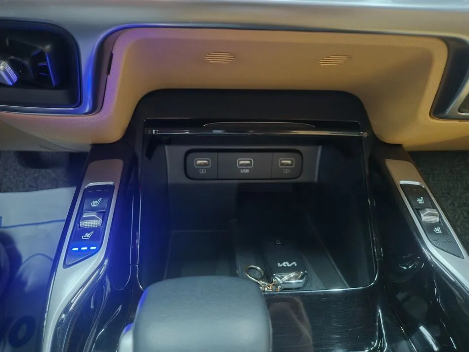 Kia Sorento — фото 3