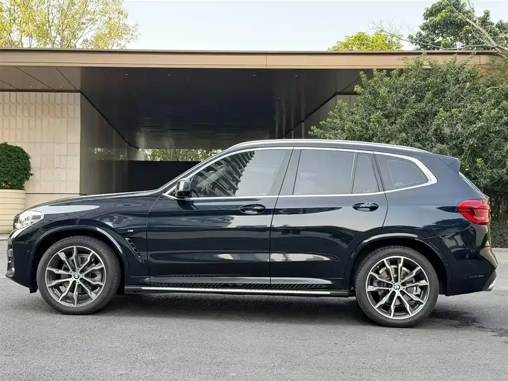 BMW X3 — фото 10