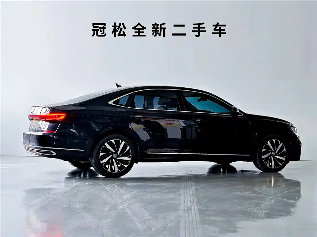 Volkswagen Passat — фото 5