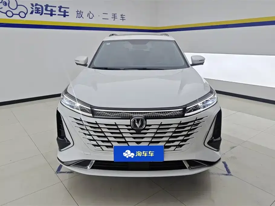 Changan CS75PLUS — фото 4